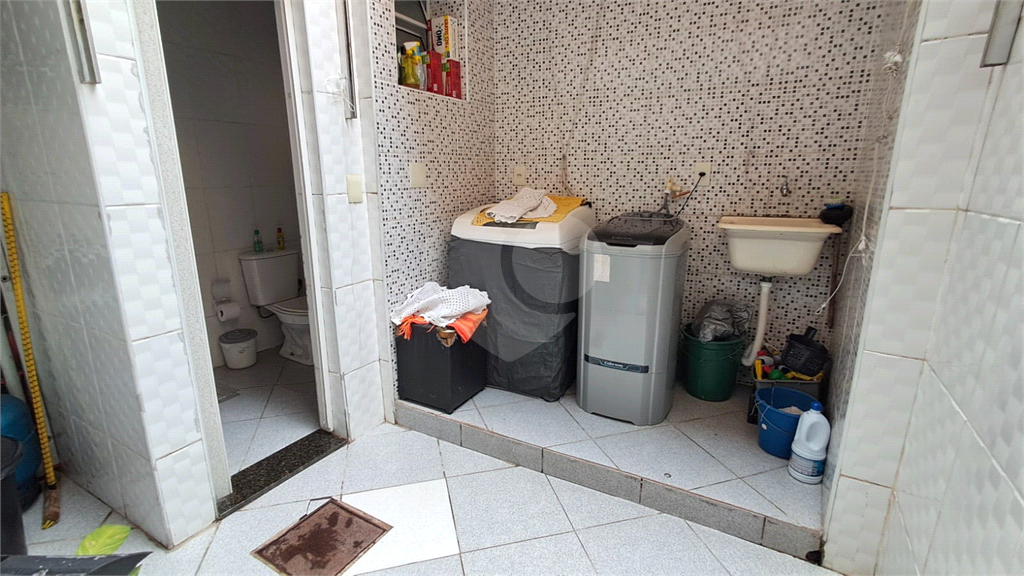 Amplo sobrado à venda | 3 pavimentos | 150 m2 | 3 dorms. (2 suítes) | no Bom Retiro!