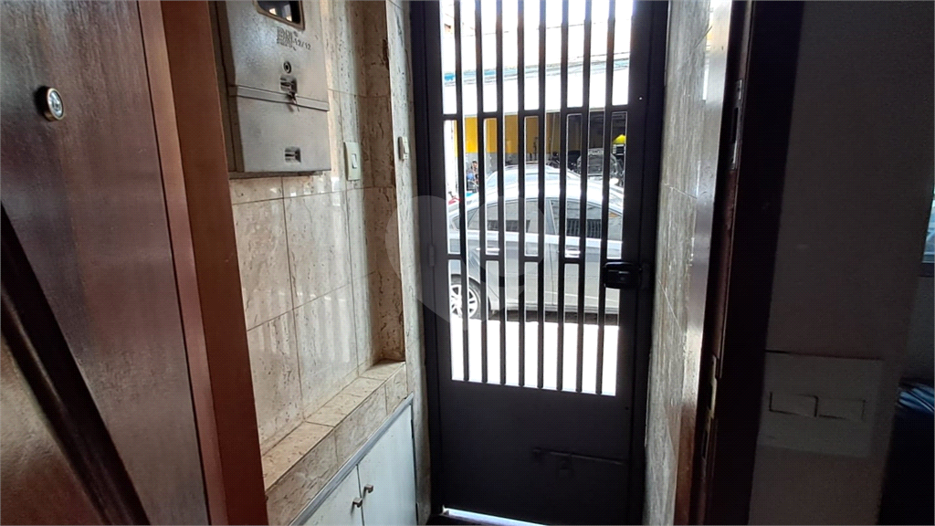 Amplo sobrado à venda | 3 pavimentos | 150 m2 | 3 dorms. (2 suítes) | no Bom Retiro!