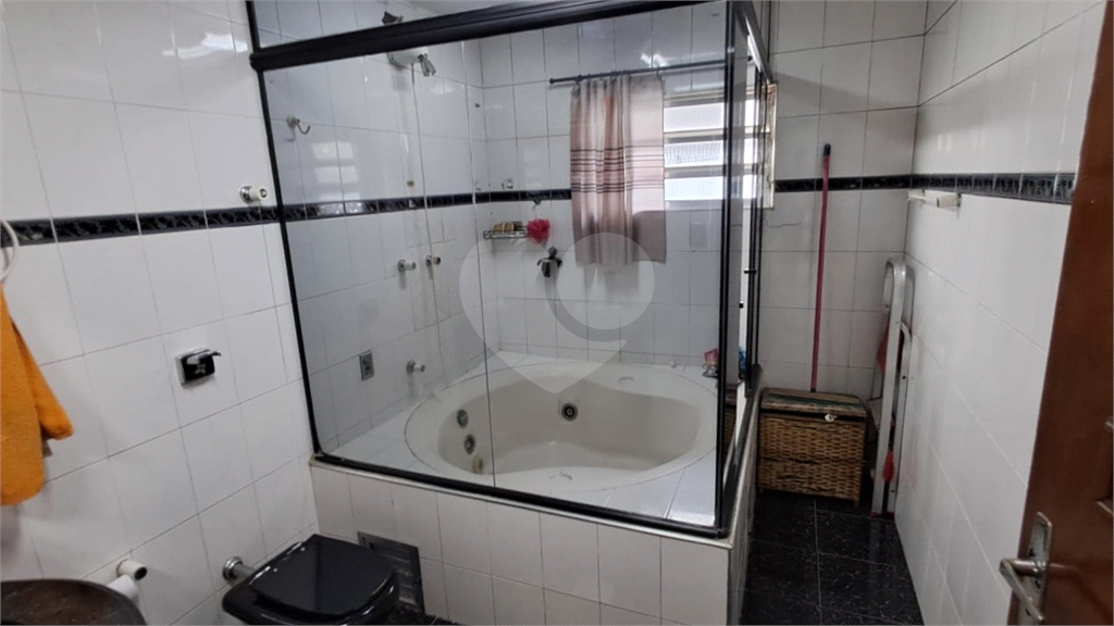 Amplo sobrado à venda | 3 pavimentos | 150 m2 | 3 dorms. (2 suítes) | no Bom Retiro!