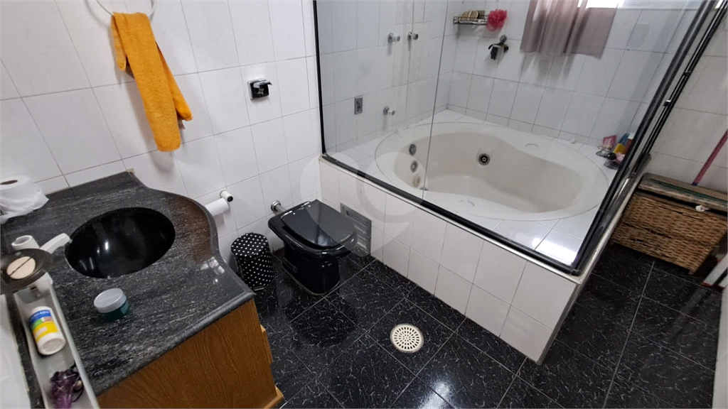 Amplo sobrado à venda | 3 pavimentos | 150 m2 | 3 dorms. (2 suítes) | no Bom Retiro!