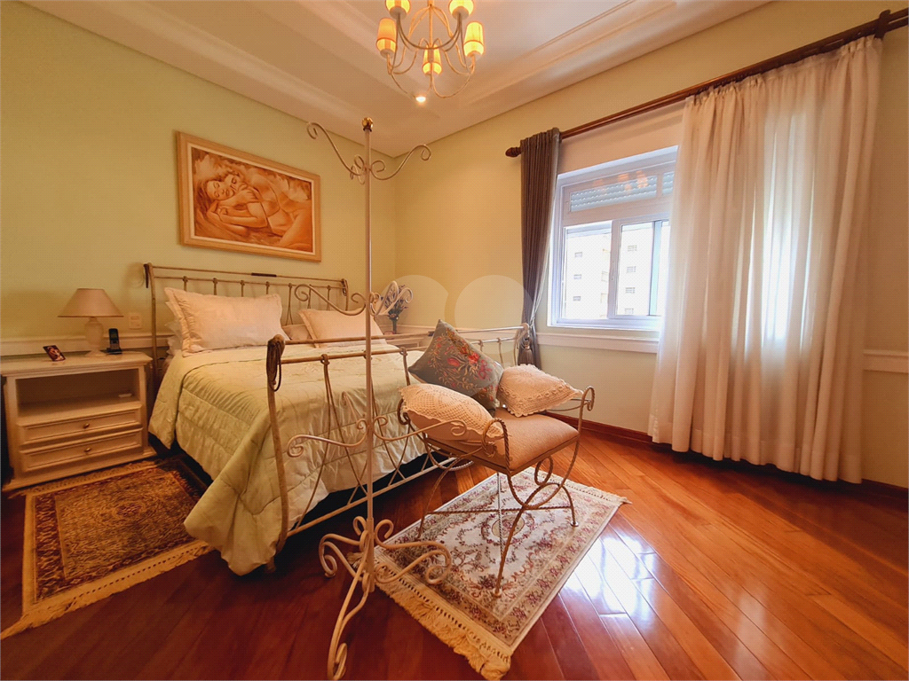 Apartamento a venda em Higienópolis 