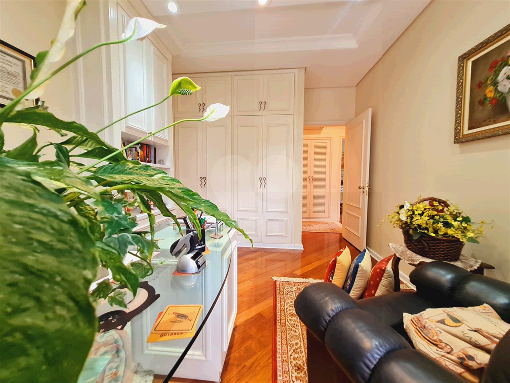 Apartamento a venda em Higienópolis 