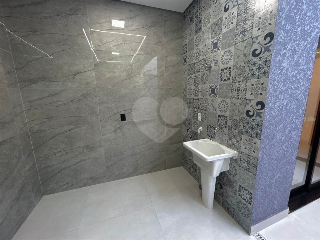 Casa à venda com 2 quartos, 90m² - Foto 12