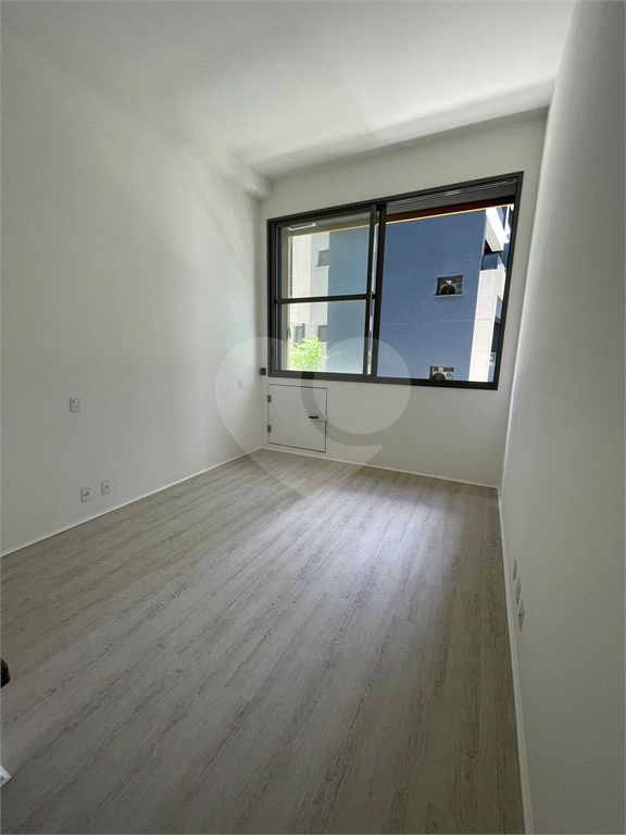 STUDIO em VILA MADALENA