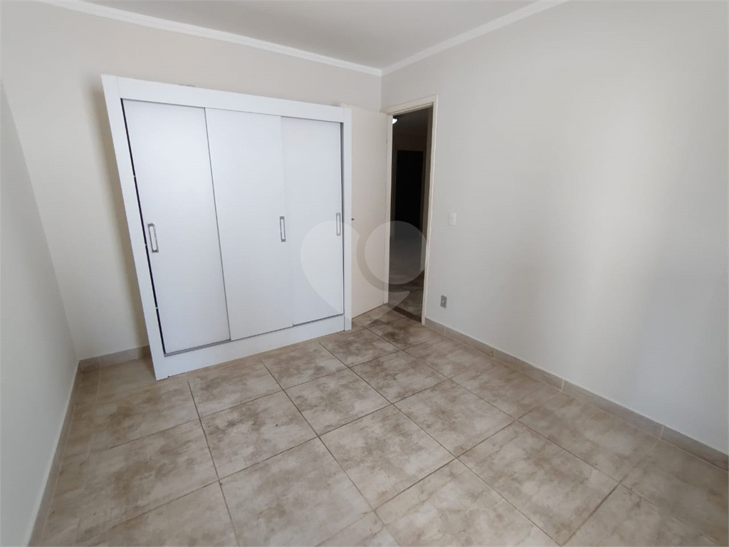 Apartamento para alugar com 2 quartos, 50m² - Foto 9