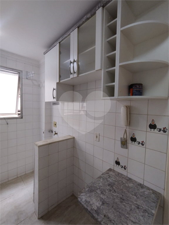 Apartamento para alugar com 2 quartos, 50m² - Foto 7