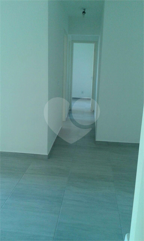 Vende-se Apartamento de 2 dormitórios, com vaga de garagem, na Casa Verde Alta