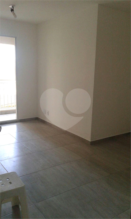 Vende-se Apartamento de 2 dormitórios, com vaga de garagem, na Casa Verde Alta