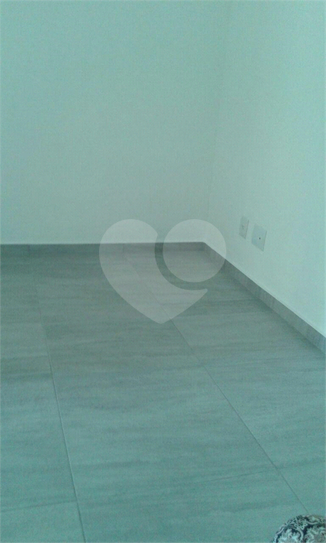 Vende-se Apartamento de 2 dormitórios, com vaga de garagem, na Casa Verde Alta
