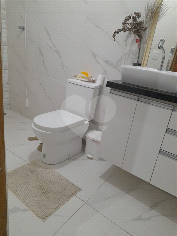 SOBRADO em ÁGUA FRIA