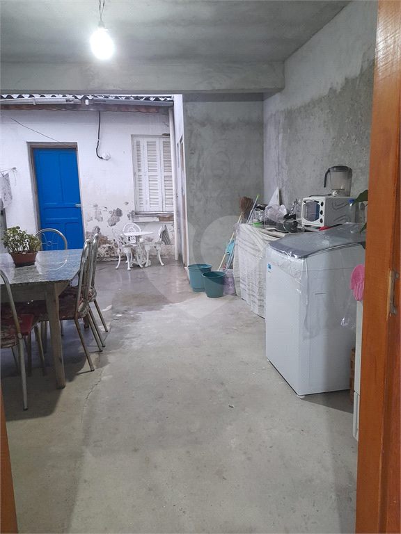 SOBRADO em ÁGUA FRIA