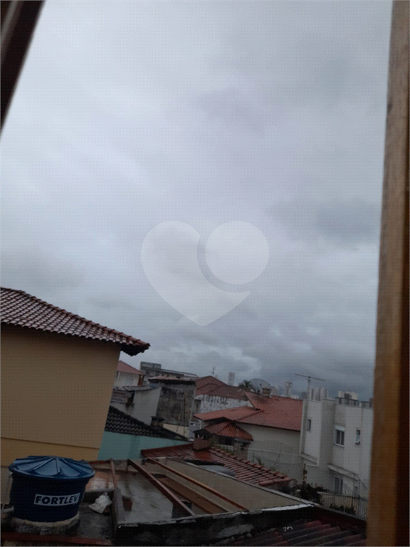 SOBRADO em ÁGUA FRIA