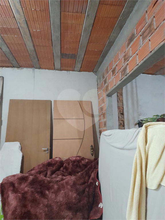 SOBRADO em ÁGUA FRIA