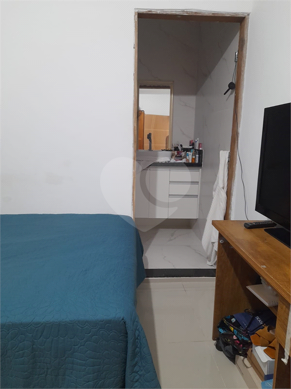 SOBRADO em ÁGUA FRIA