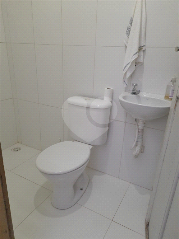 SOBRADO em ÁGUA FRIA