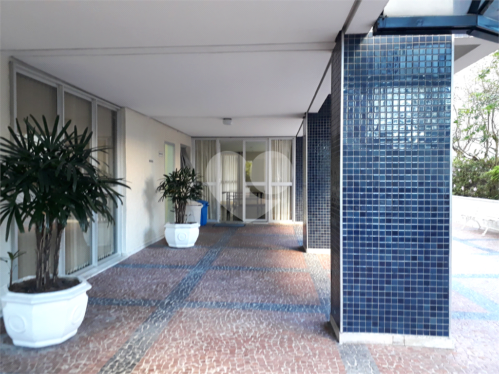 Apartamento a venda ou locação todo reformado com 3 dormitórios e 1 suíte na Casa Verde