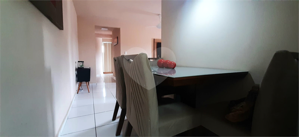 Apartamento à venda com 3 quartos, 69m² - Foto 2