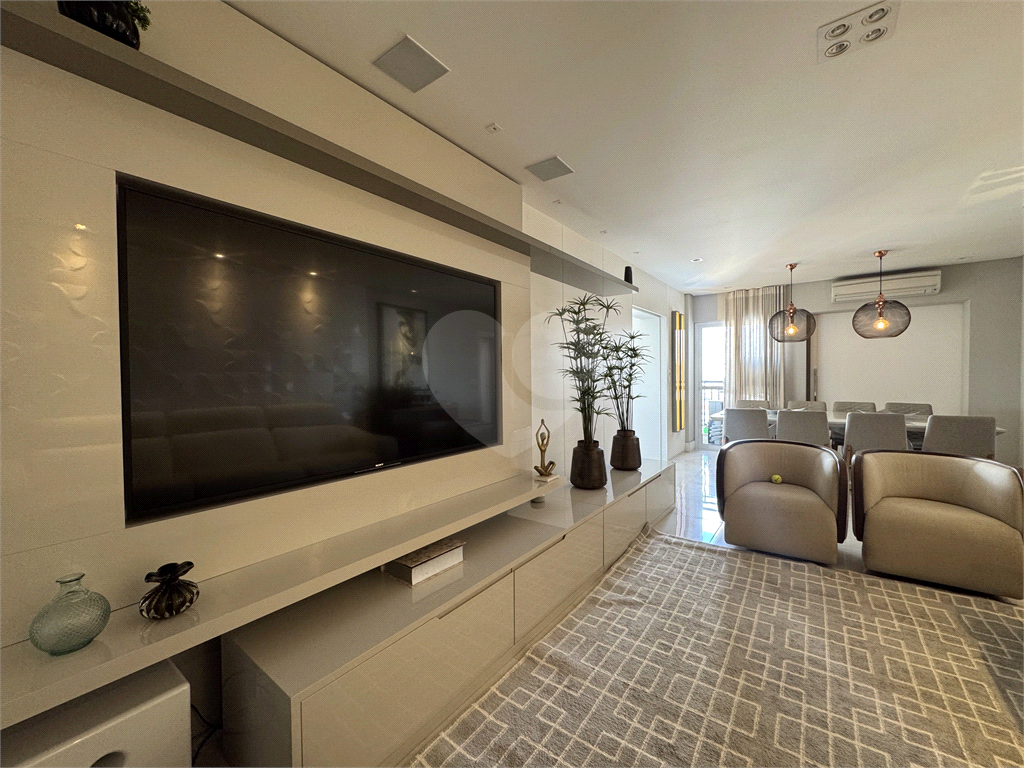 APARTAMENTO em SANTANA