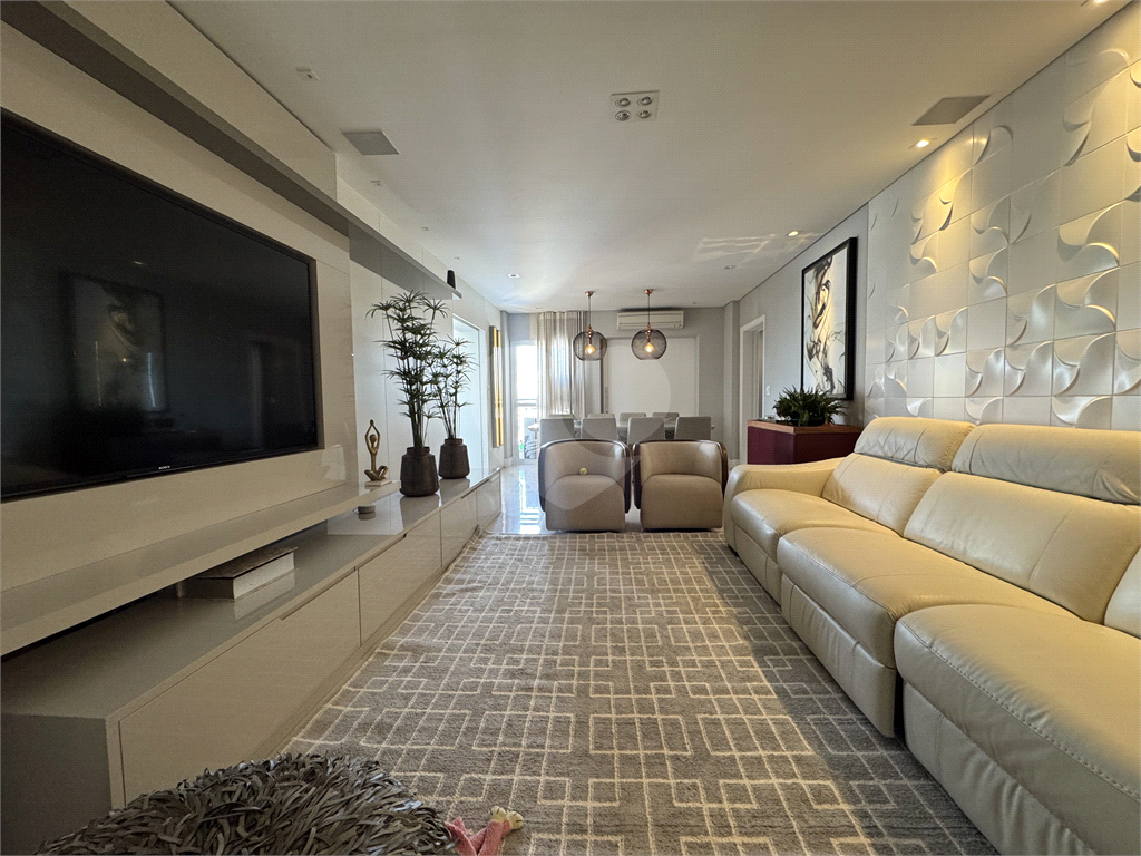 APARTAMENTO em SANTANA