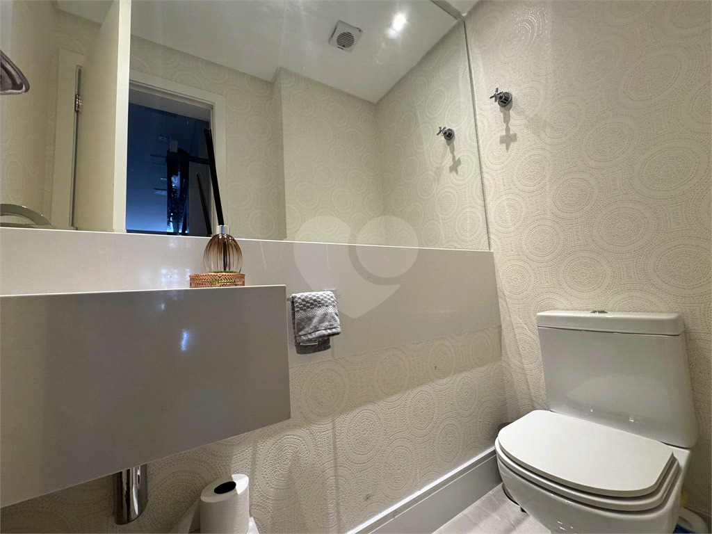 APARTAMENTO em SANTANA