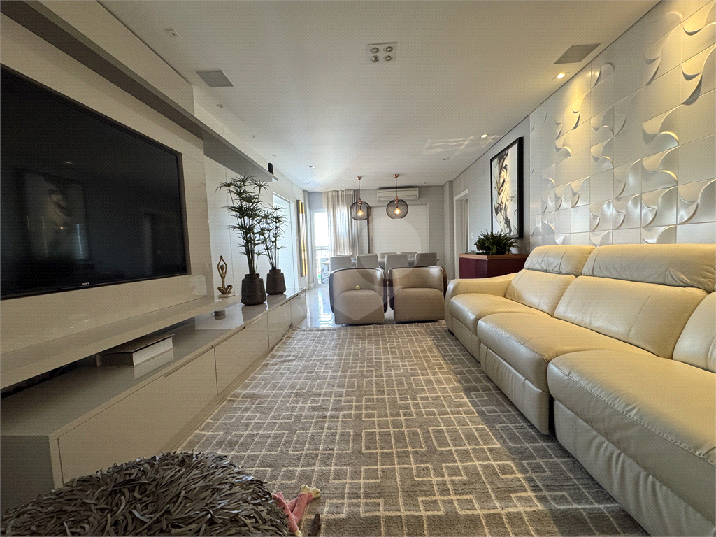 APARTAMENTO em SANTANA