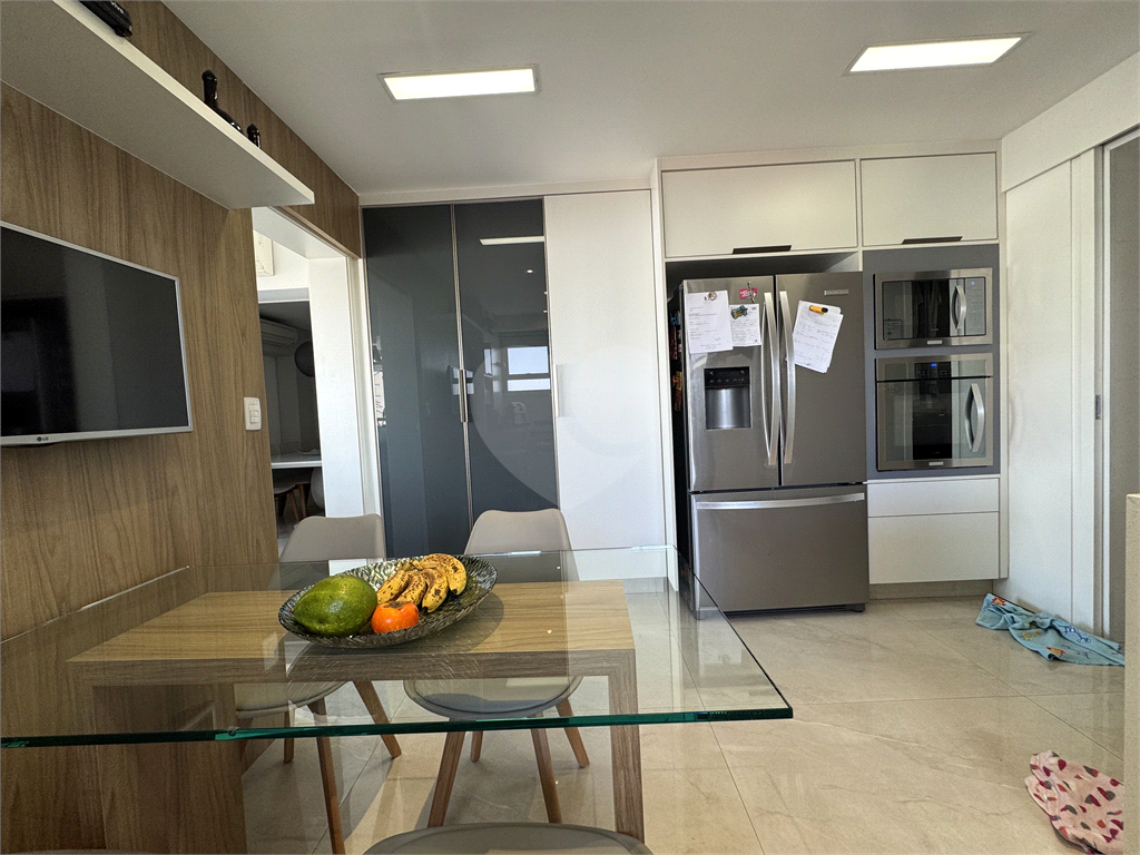 APARTAMENTO em SANTANA