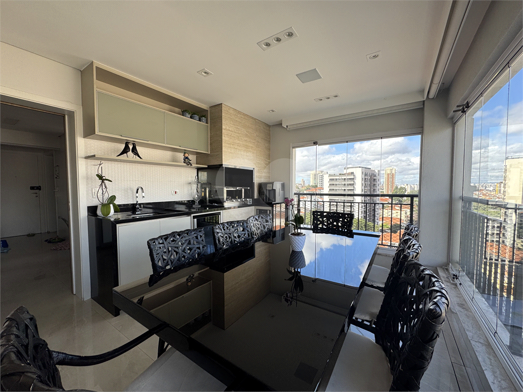 APARTAMENTO em SANTANA