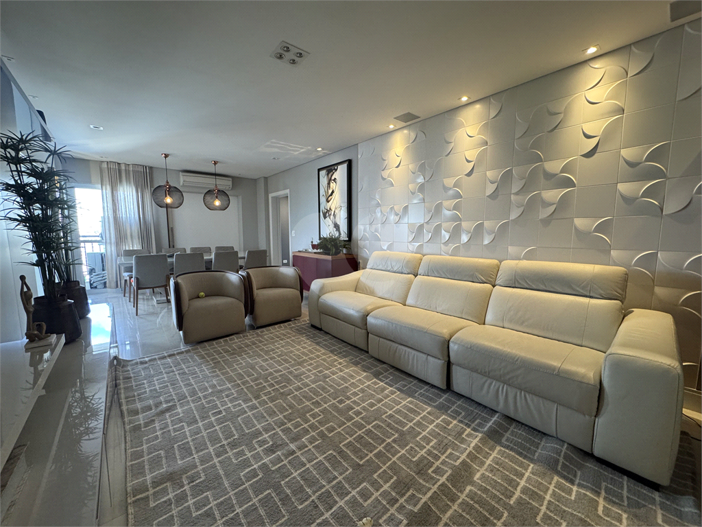 APARTAMENTO em SANTANA