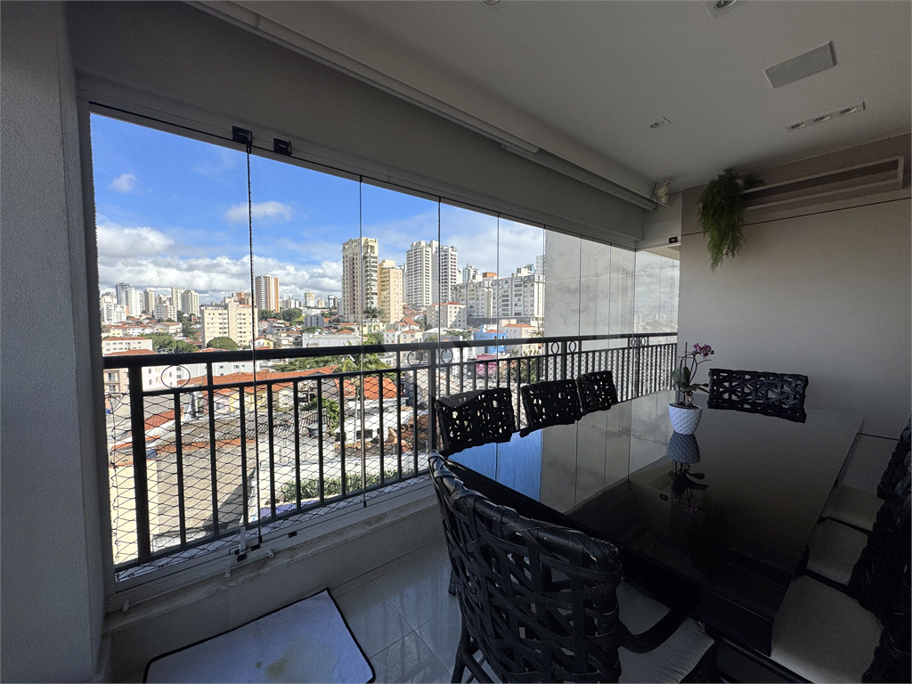 APARTAMENTO em SANTANA