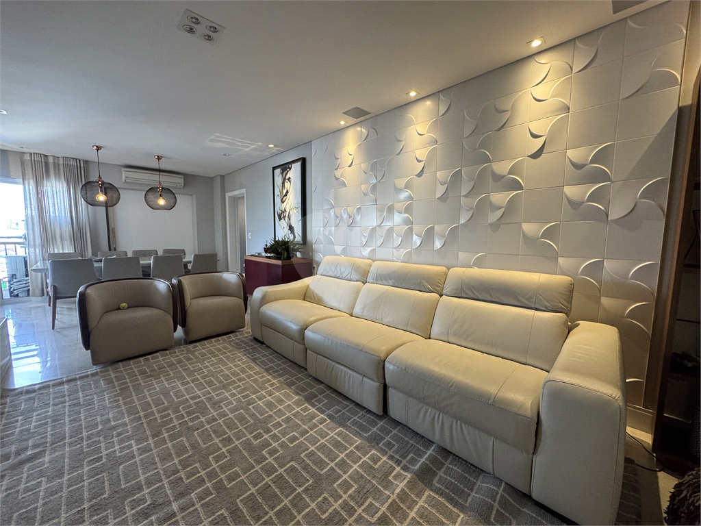 APARTAMENTO em SANTANA