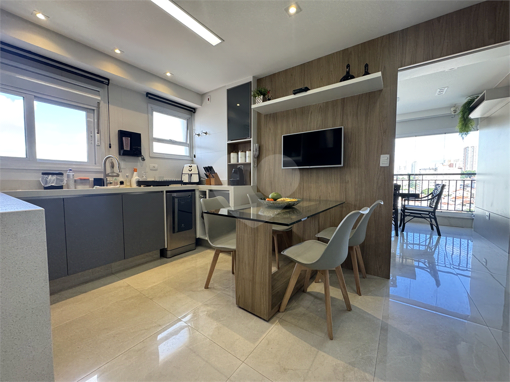 APARTAMENTO em SANTANA