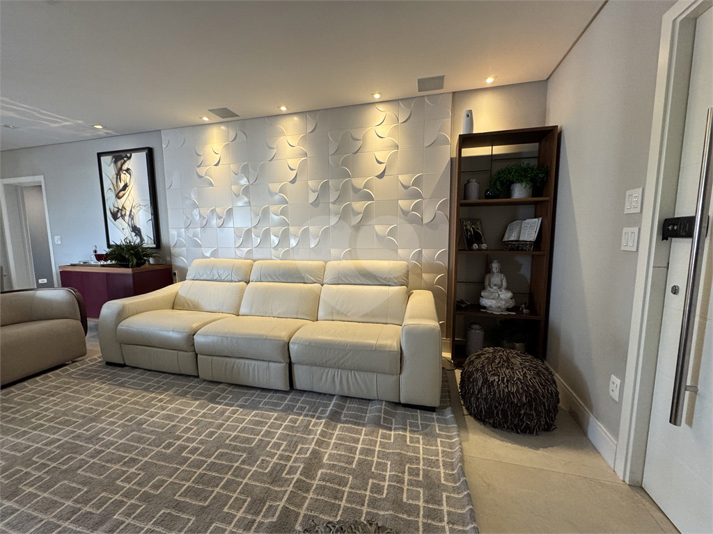 APARTAMENTO em SANTANA