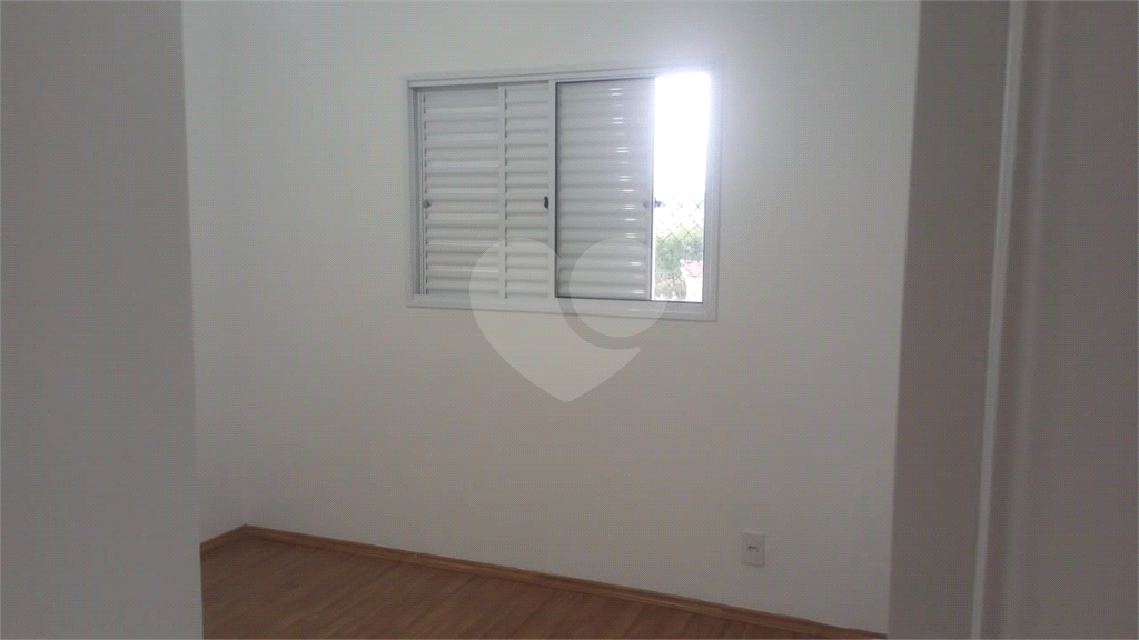 APARTAMENTO em CASA VERDE