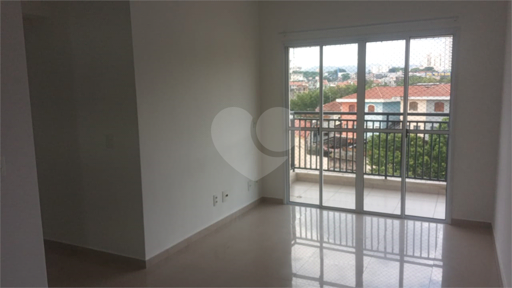 APARTAMENTO em CASA VERDE