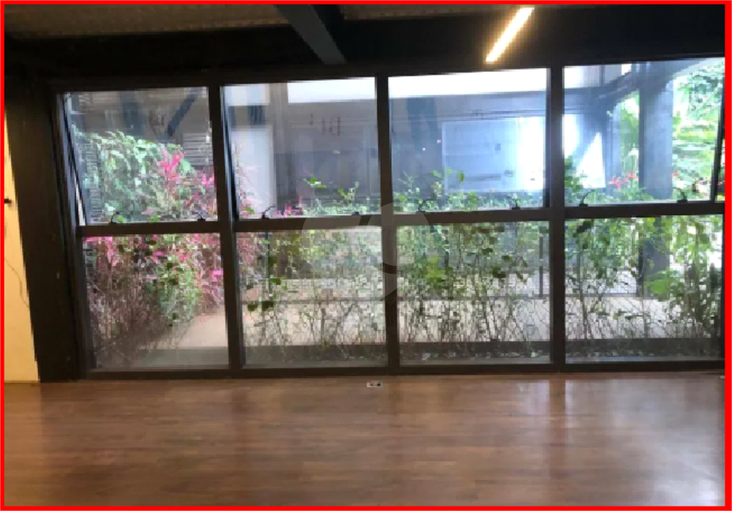SALAS em VILA MADALENA
