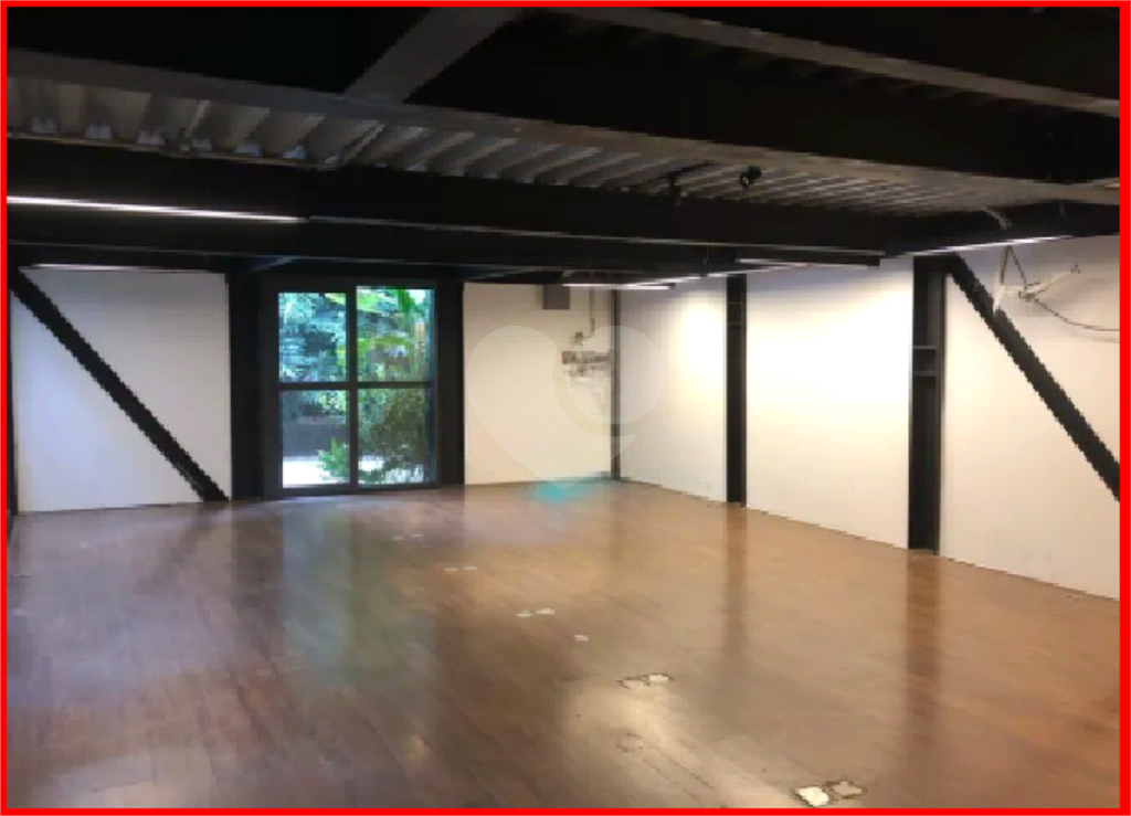 SALAS em VILA MADALENA