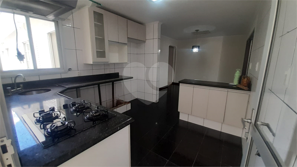 Casa à venda com 3 quartos, 186m² - Foto 22