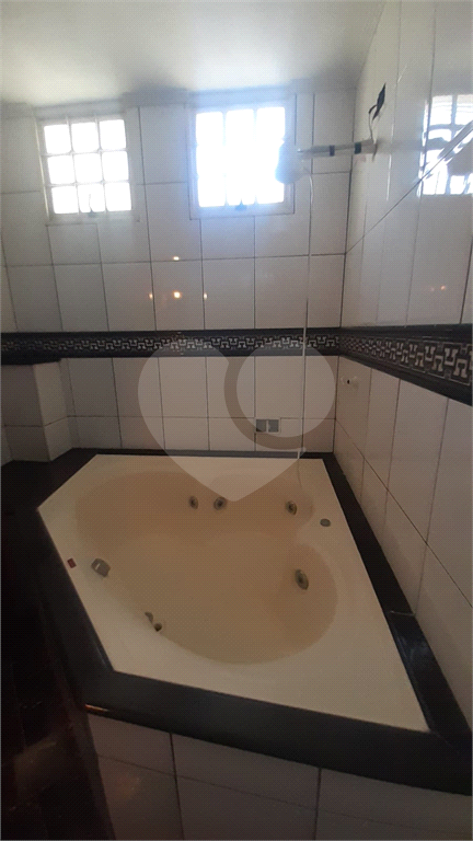 Casa à venda com 3 quartos, 186m² - Foto 8