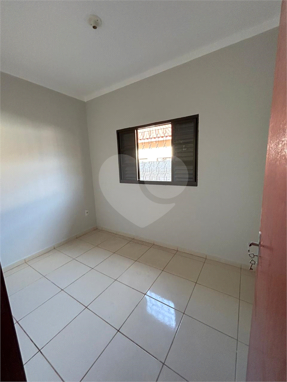 Casa à venda com 2 quartos, 45m² - Foto 11