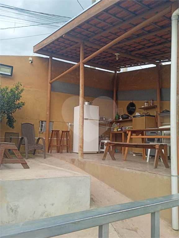Casa à venda com 3 quartos, 350m² - Foto 11