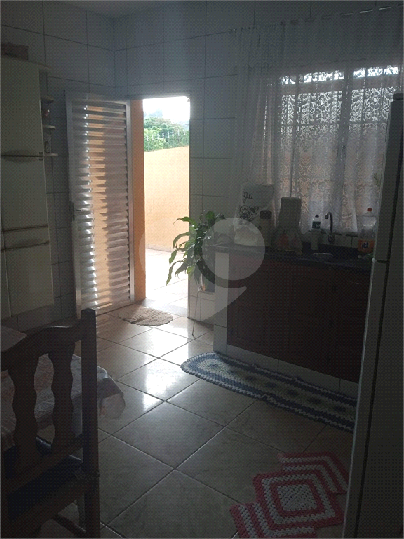 Casa à venda com 3 quartos, 350m² - Foto 3