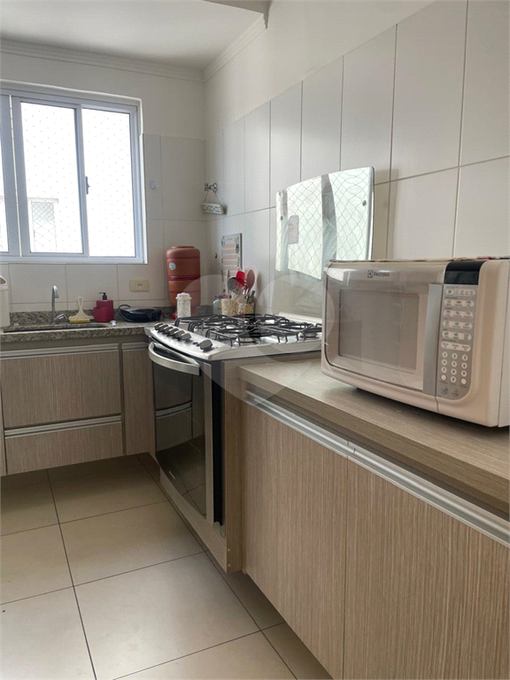 Apartamento para alugar com 2 quartos, 75m² - Foto 30