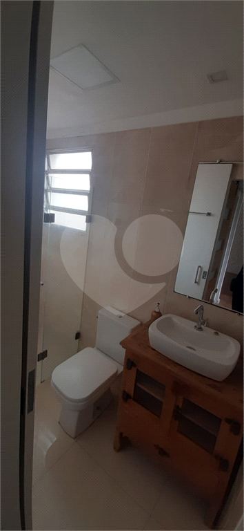 APARTAMENTO em JARDIM SANTO EXPEDITO
