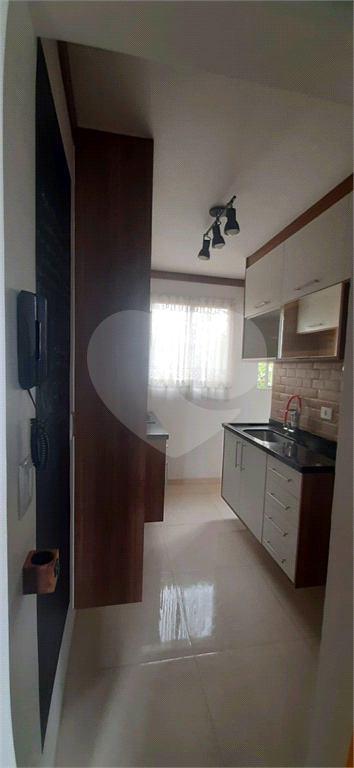 APARTAMENTO em JARDIM SANTO EXPEDITO