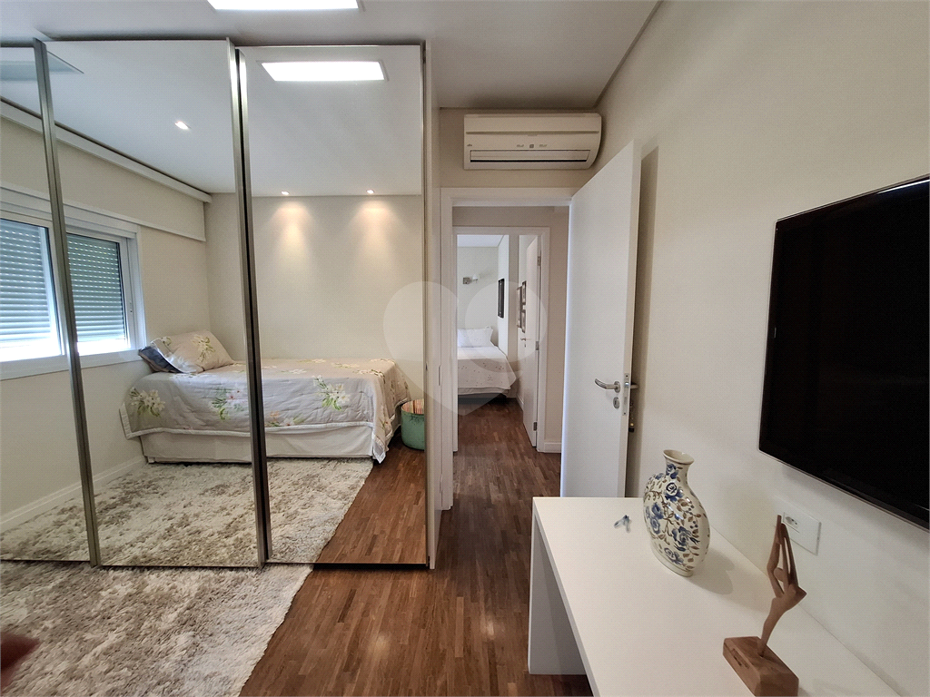 Apartamento à venda com 4 quartos, 220m² - Foto 21