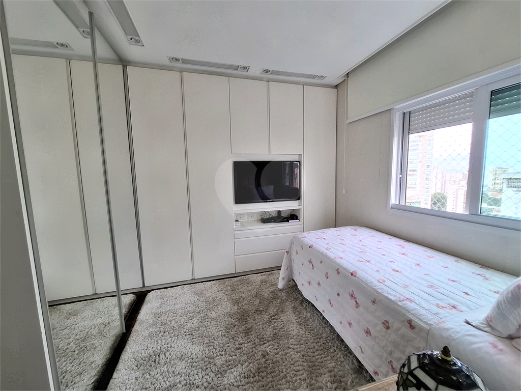 Apartamento à venda com 4 quartos, 220m² - Foto 18