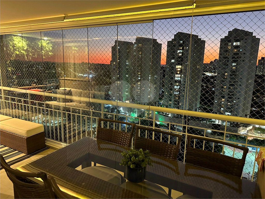 Apartamento Mobiliado à Venda Acabamento Impar – "Porteira Fechada" no Mandaqui  