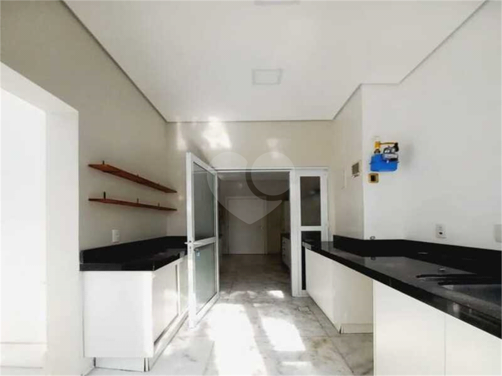 Apartamento à venda com 2 quartos, 125m² - Foto 9