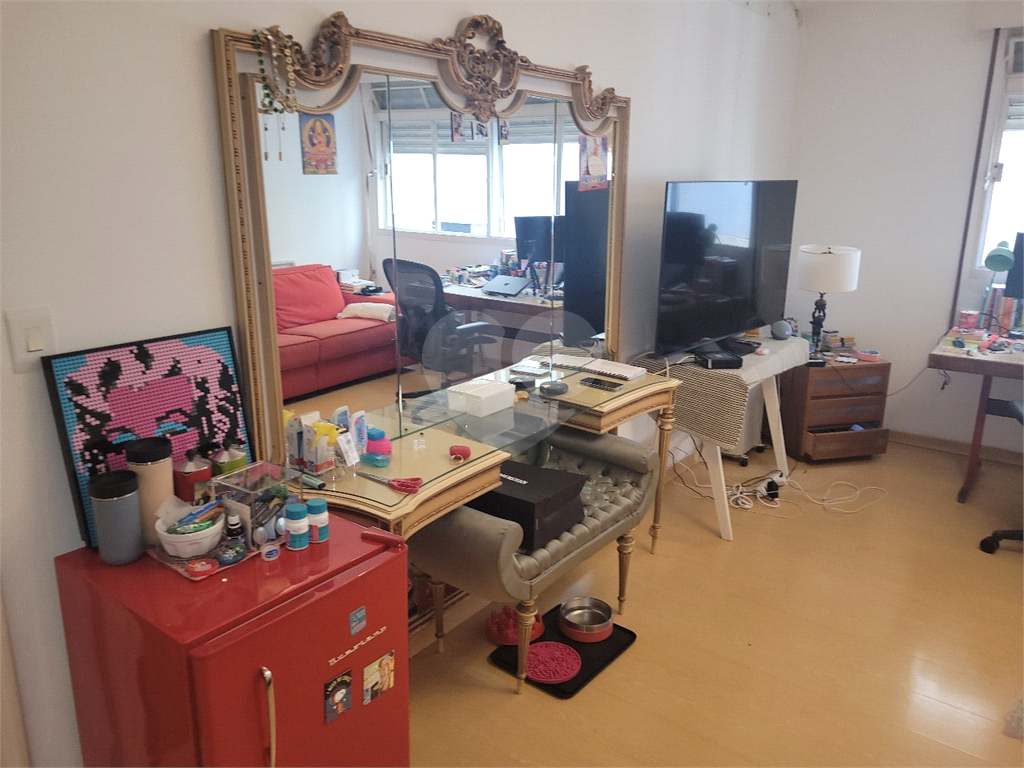 Excelente apartamento Higienopolis - 4 dormitorios sendo 1 suite e 1 vaga de garagem. 
