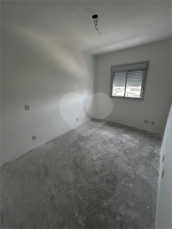 APARTAMENTO em VILA ROSÁLIA